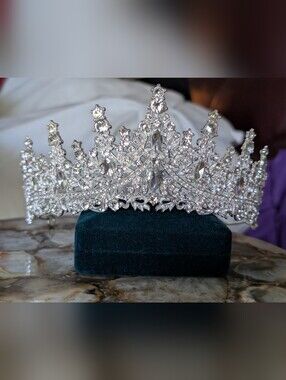 Royal Crystal Rhinestone Tiara Crown 👑✨